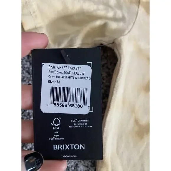 Men's Brixton T shirt crest ll tee mojave/ White cloud wash Size Medium NWT - Picture 5 of 5